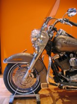 Harley stand NEC 2005